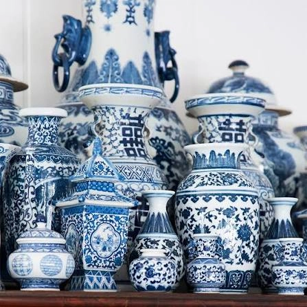 Minimalist Vanity Arch Mirror Tray Detail Angle